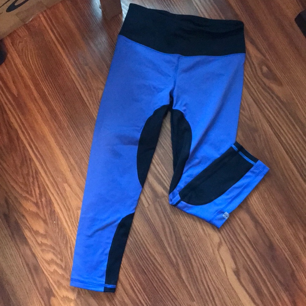 Women’s Victoria secret sport Capri